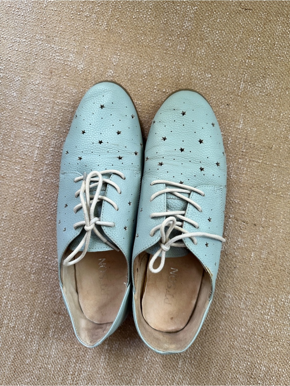 Light Blue Leather Oxford Shoes Star Cutout Size 7.5–8